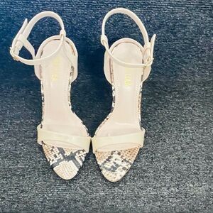 Miss Lola Nude/Snake Heels